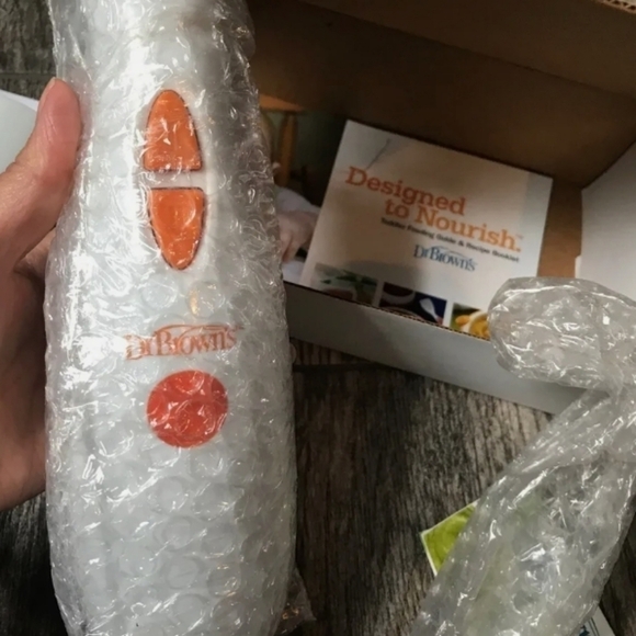 Dr. Brown's Handheld Immersion Puree Baby Food Blender - Picture 5 of 6